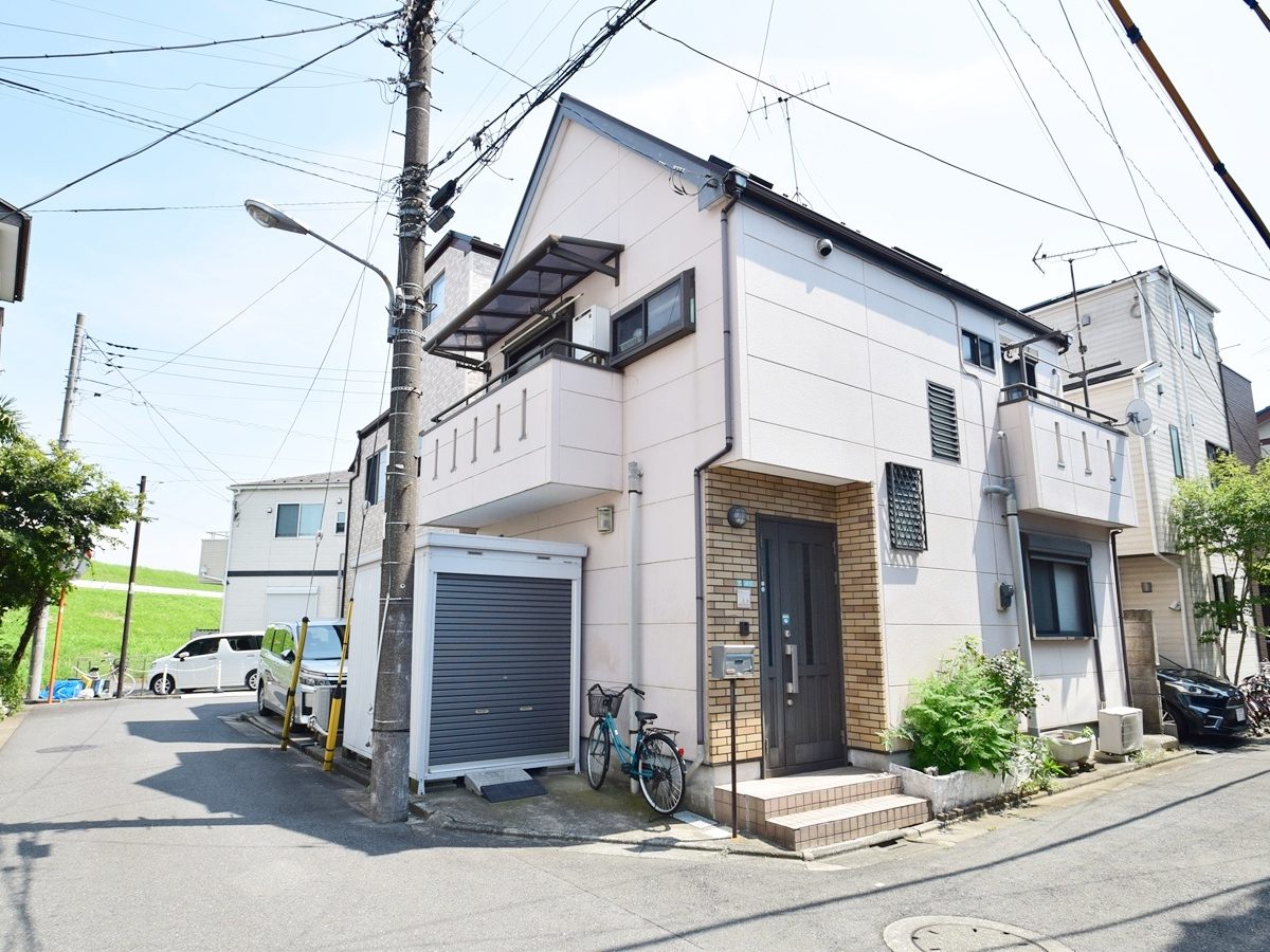 ”篠崎公園”まで徒歩３分の売戸建（江戸川区北篠崎）