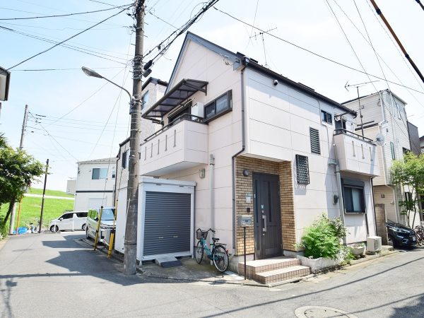 ”篠崎公園”まで徒歩３分の売戸建（江戸川区北篠崎）