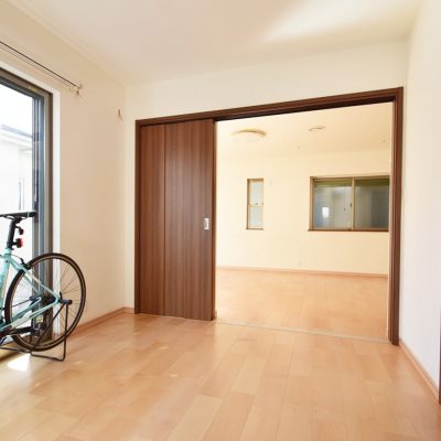 1階洋室（約6.0帖）